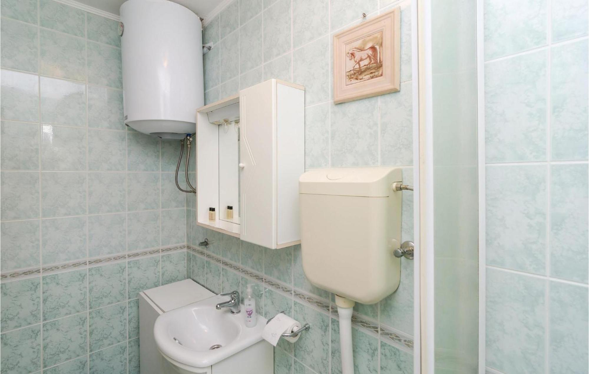 Stunning Apartment In Gruda With Wifi Zewnętrze zdjęcie